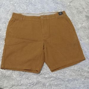 RVCA short lenght mustard size 36